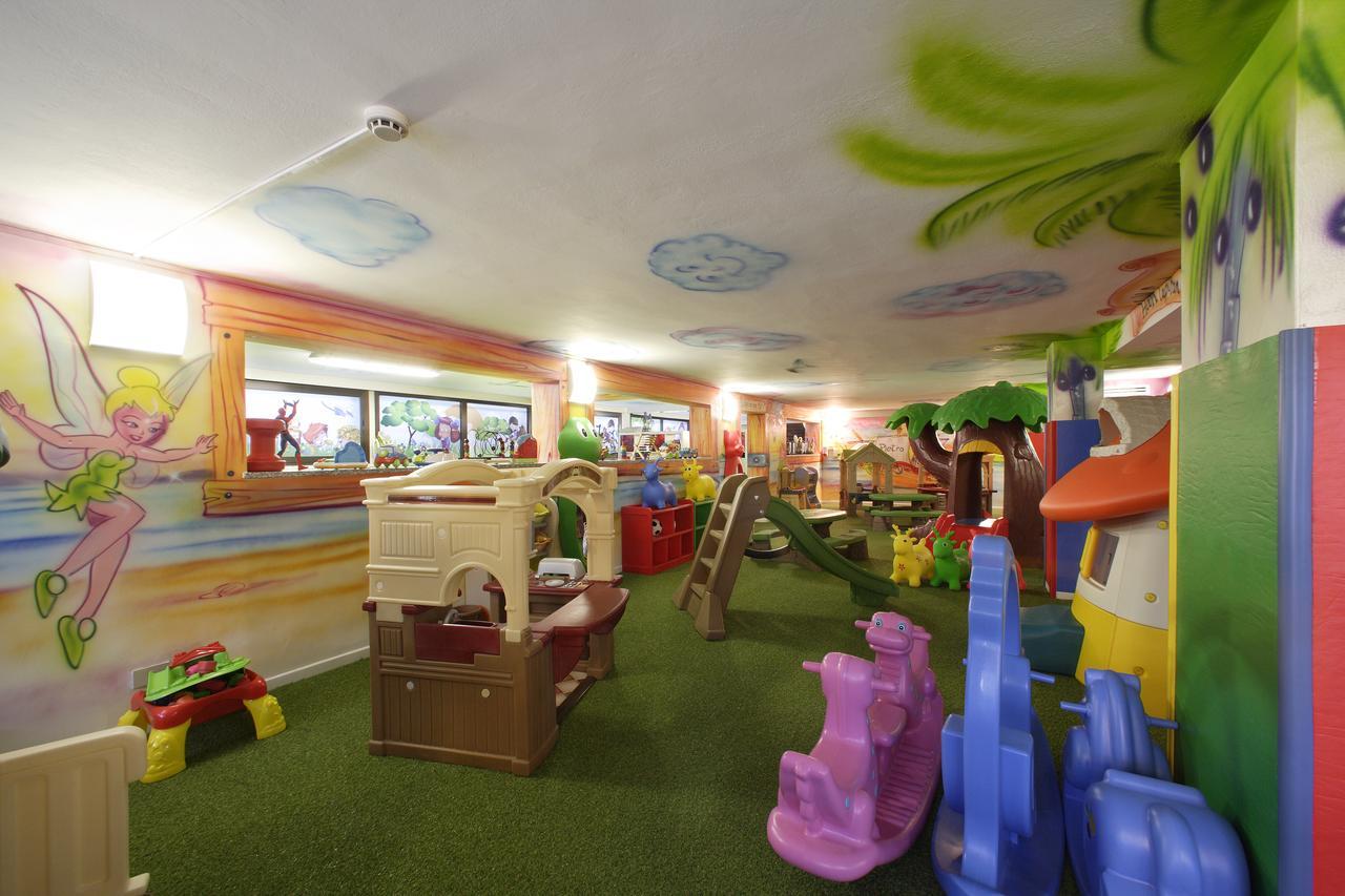 לידו די ג'סולו Hotel Gardenia מראה חיצוני תמונה