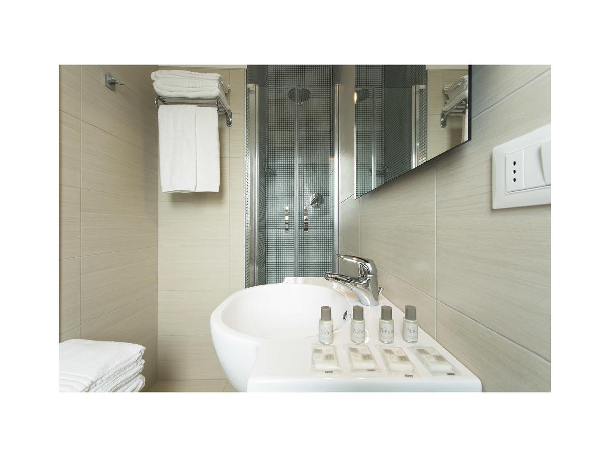 לידו די ג'סולו Hotel Gardenia מראה חיצוני תמונה